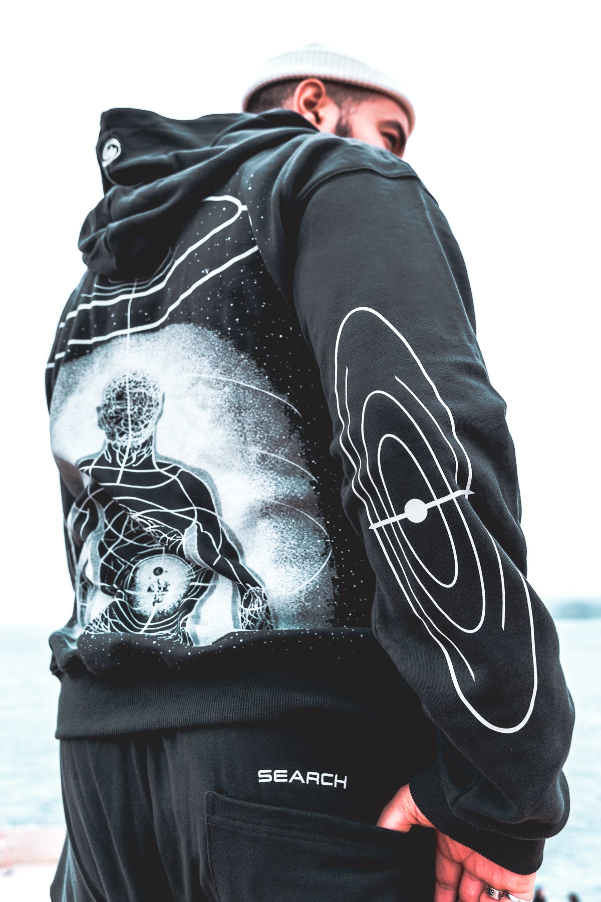 CONNECTION HOODIE