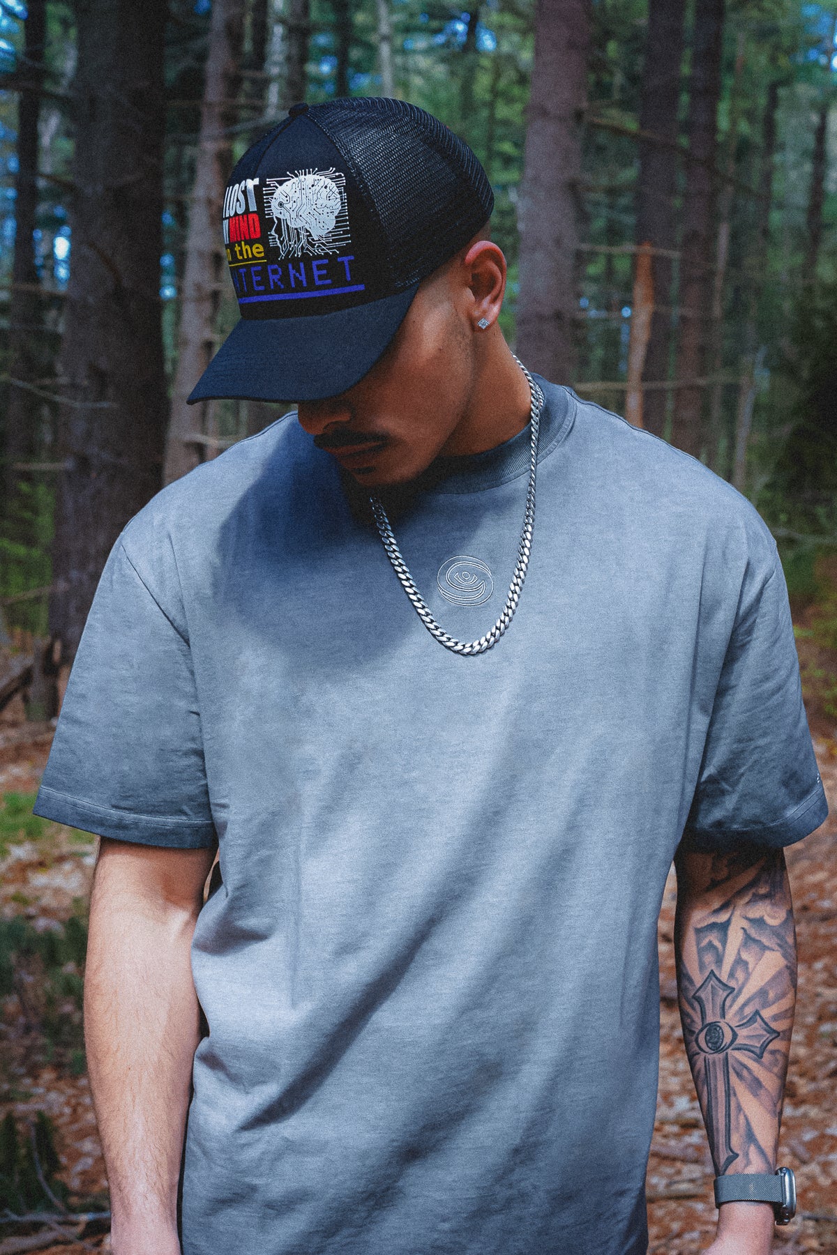 OMBRÉ TEE: SILVER