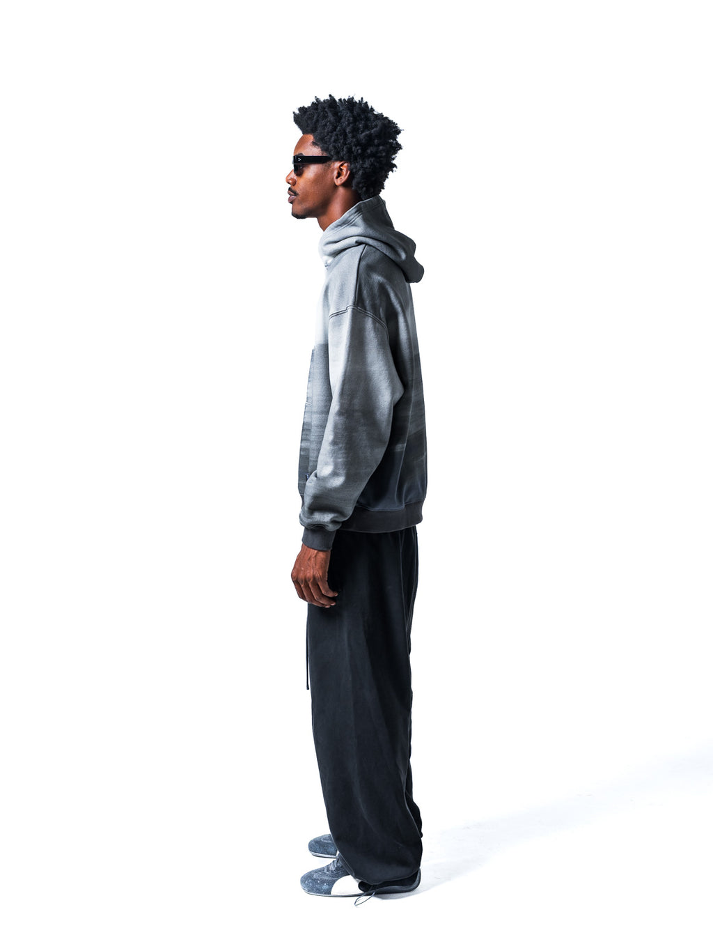 SKY DYE HOODIE: OVERCAST